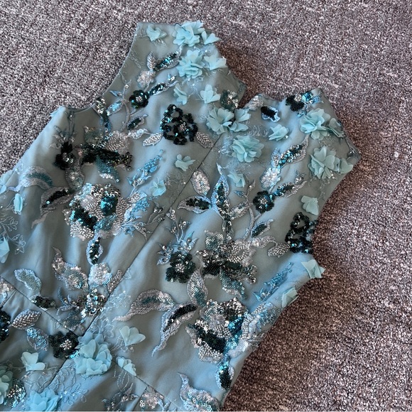 Helsi 3D Sheath Dress in Sage - Picture 6 of 11